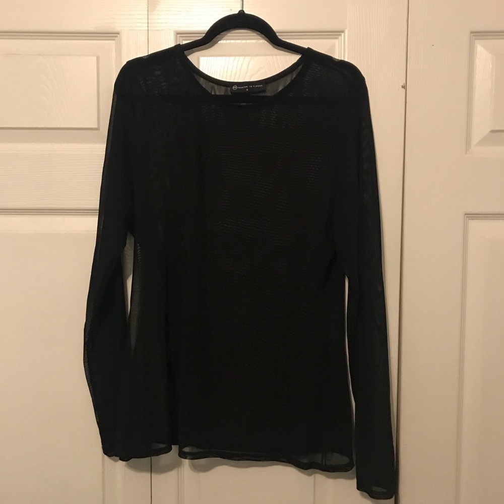 Long sleeve mesh shirt